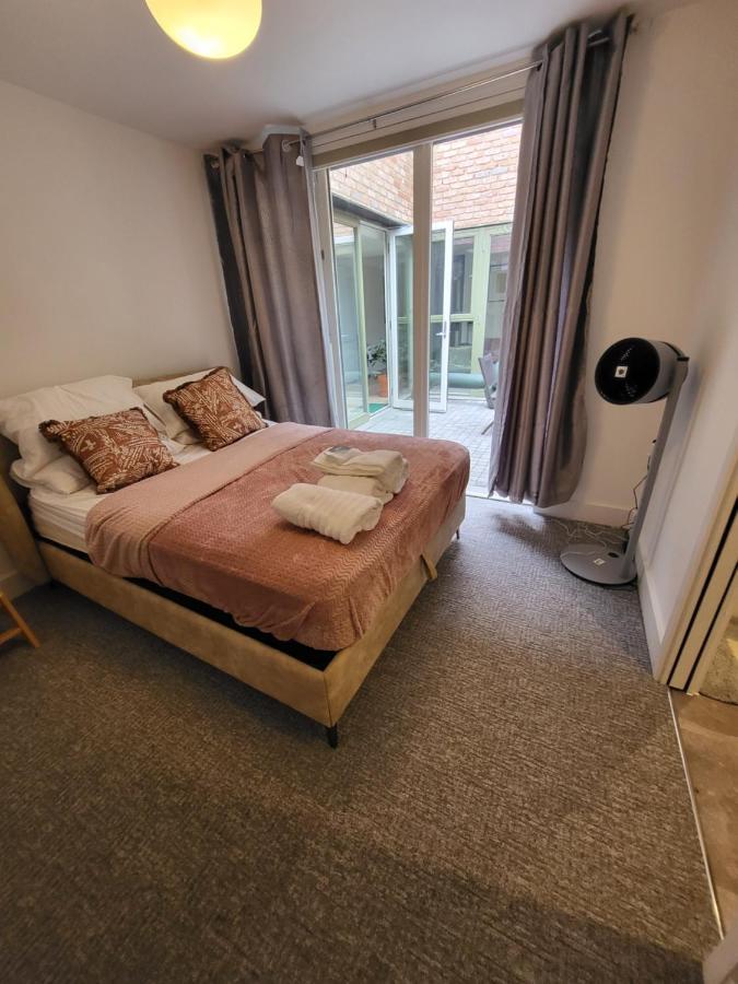 Amazing 5 Stars London