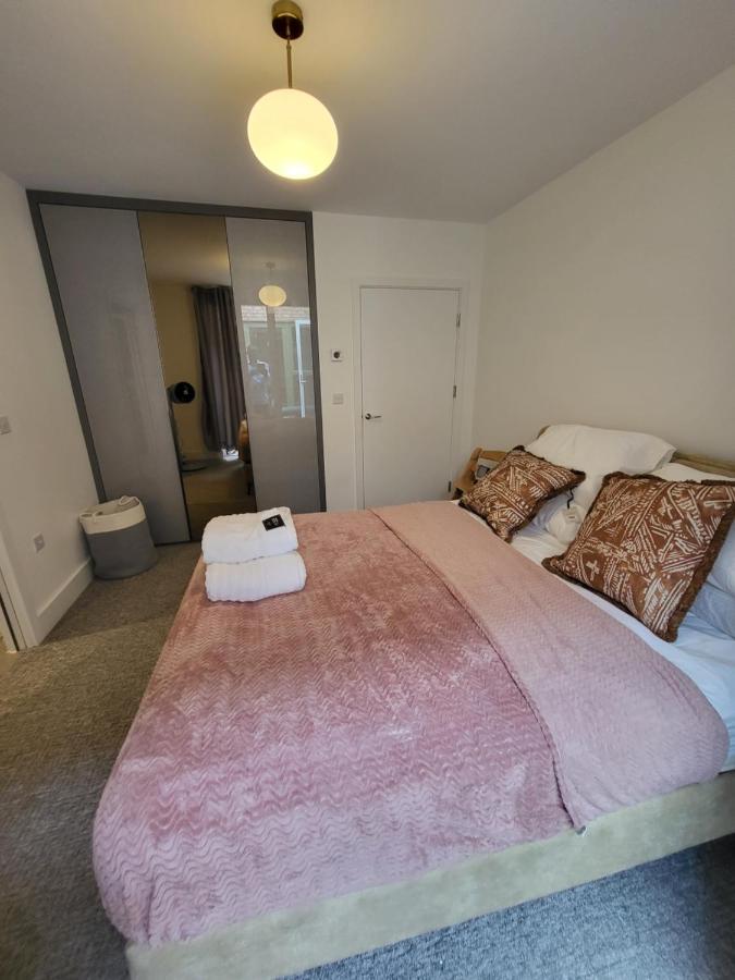 Amazing 5 Stars Holiday home London