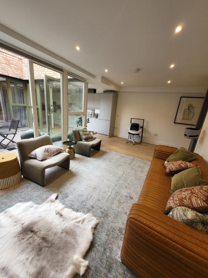 Amazing 5 Stars London